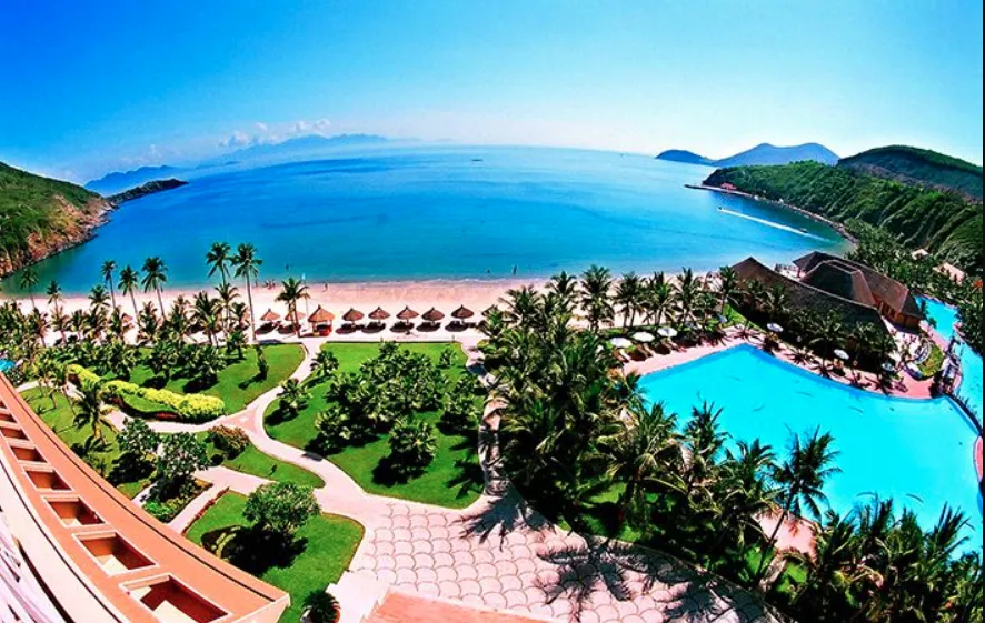 dua-nhau-di-tron-o-phu-quoc-kham-pha-viet-nam-theo-cach-vui-nhat